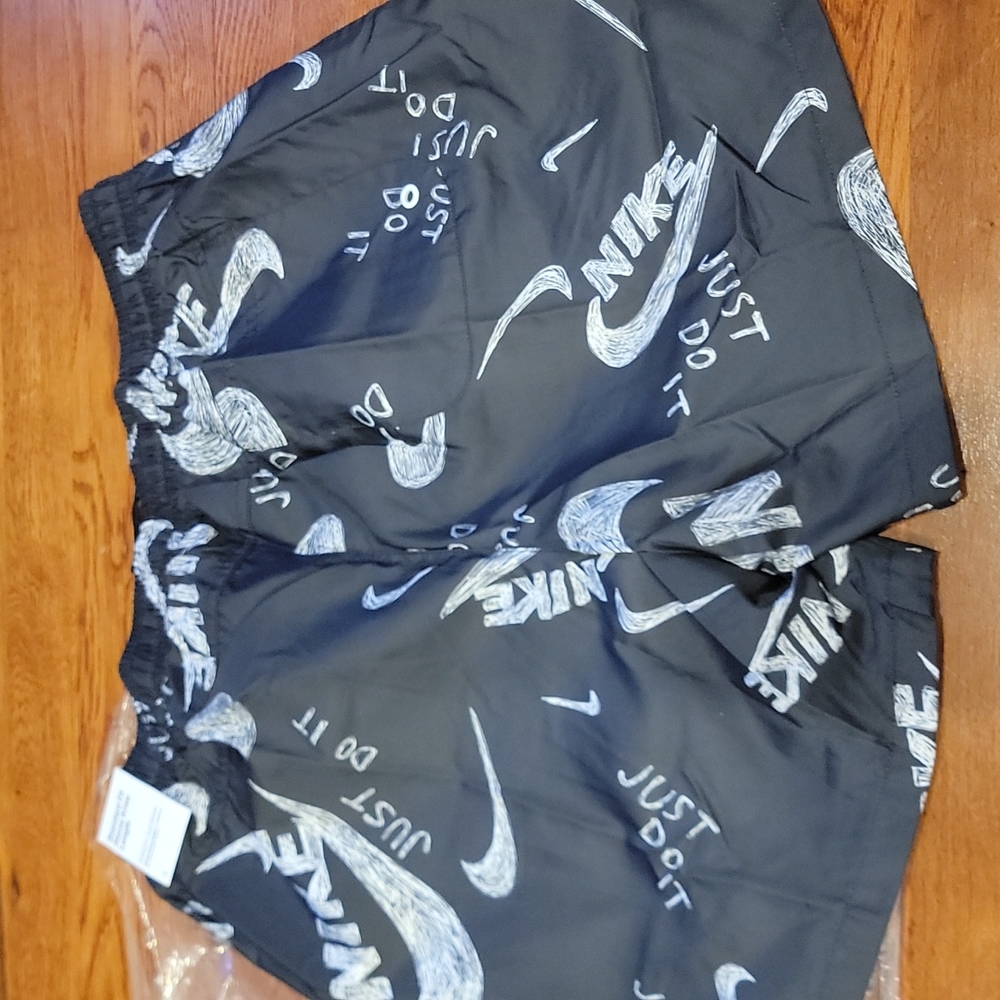 NWT Mens Nike swim shorts - Picture 5 of 7